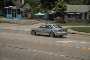 BMW M5 2003 года 